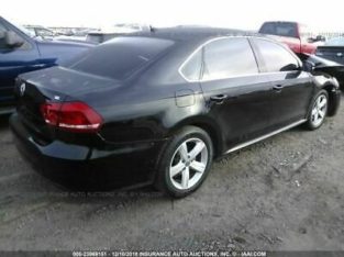 Engine ECM Electronic Control Module 2.5L Automatic Fits 13-14 PASSAT 1113103