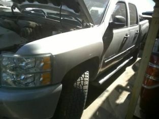  Front Drive Shaft Fits 07-14 SUBURBAN 1500 1009976