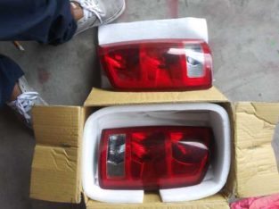 2005 Dodge ram 2500 front and rear light