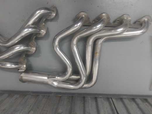 FloTech 1 3/4″ ceramic coated headers for a big block 429 or 460. Part number and additional info and specs in the photos