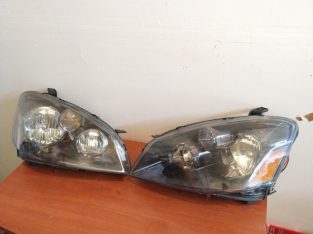 2005 Nissan Altima 2.5 s Headlights