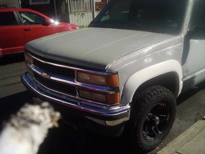 1997 k1500 suburban 4×4 parting out