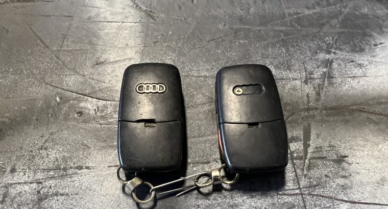2 sets of Keys ignition door locks