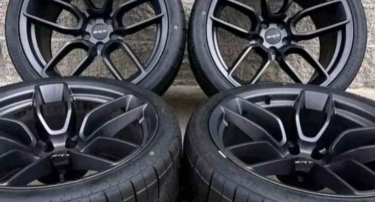SRT Hellcat wheels
