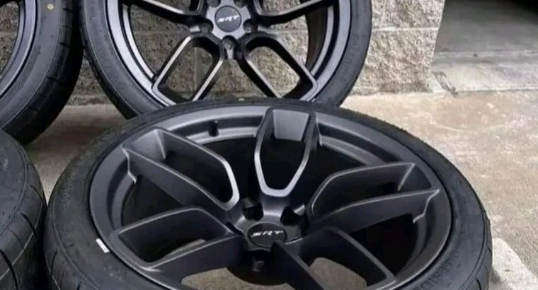 SRT Hellcat wheels