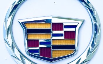 |Cadillac OEM XTS Trunk Emblem Wreath & Crest Logo Badge 2013 Factory Original|